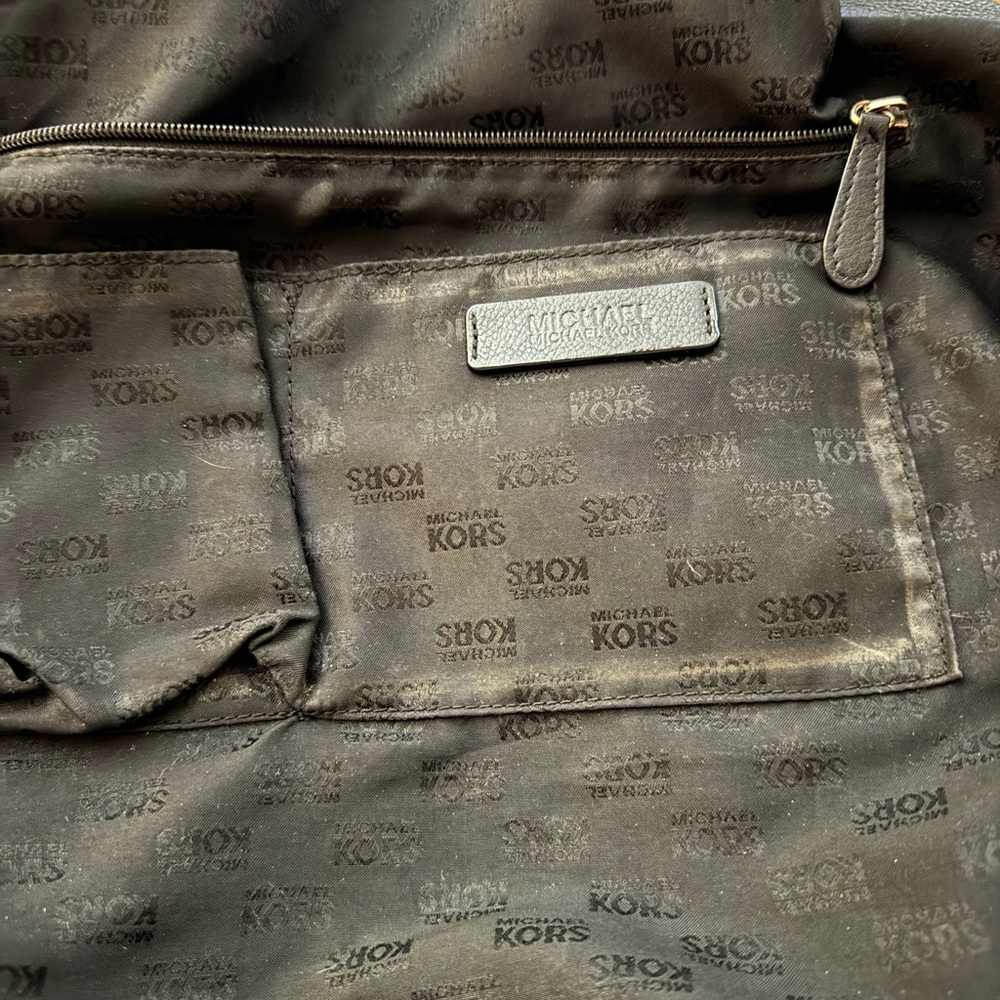 Michael Kors Black Leather Shoulder Bag with Gold Accents - Picture 11 of 13